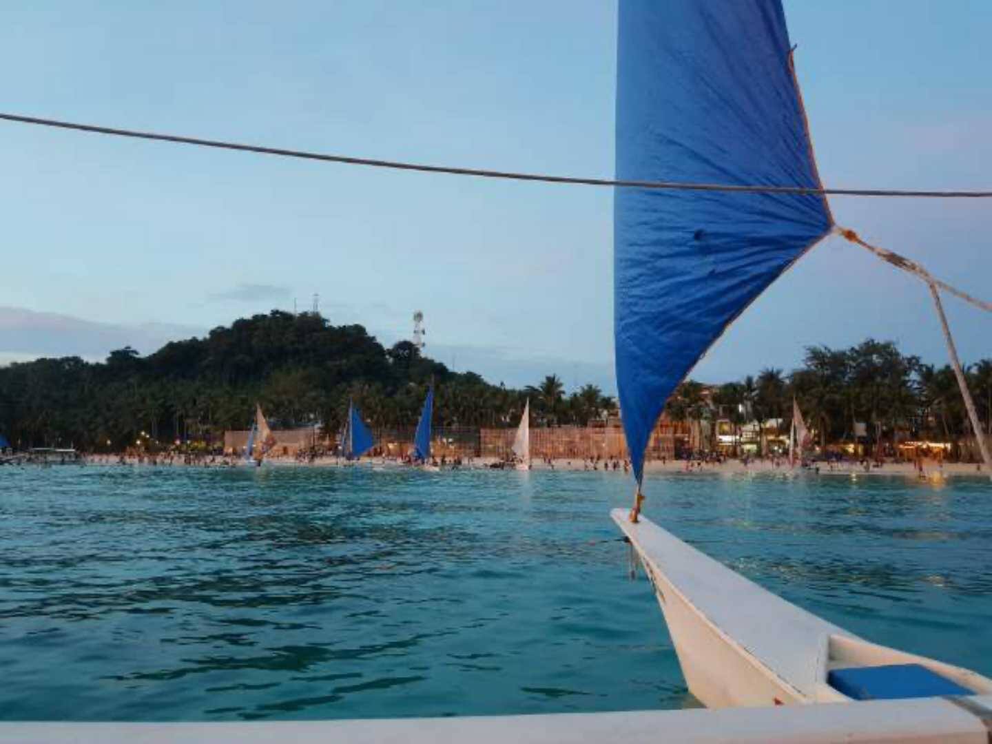 Namhyun captured the beauty of Boracay in these portraits